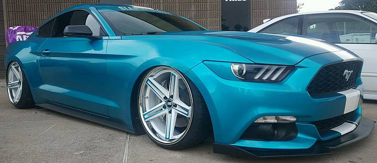Concept One CSS-55 20x10 / 20x11 on Ford Mustang